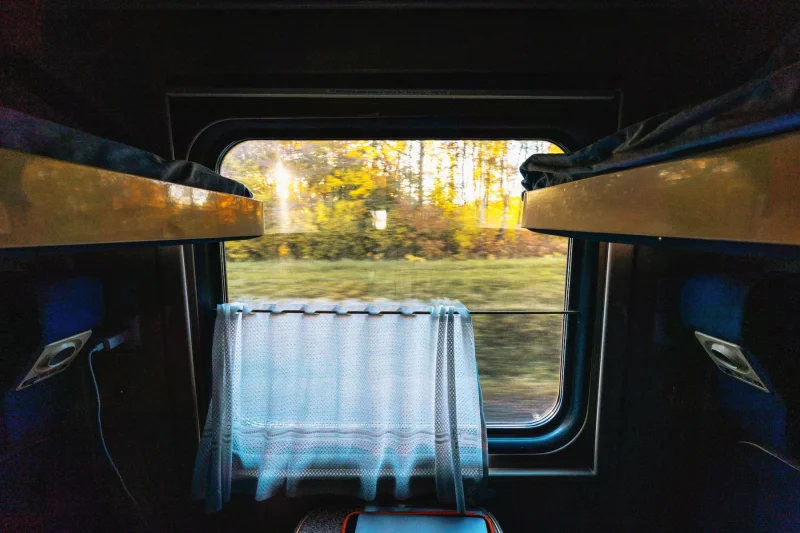 S01 night train 1