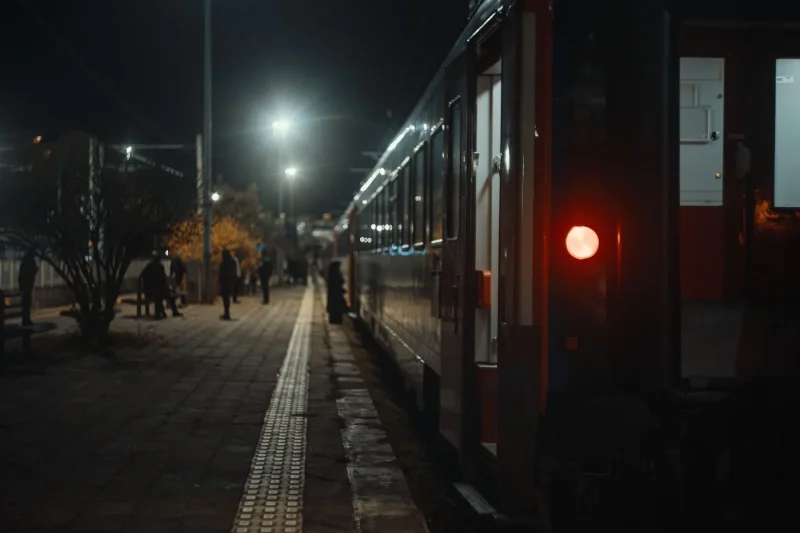 S01 night train 2