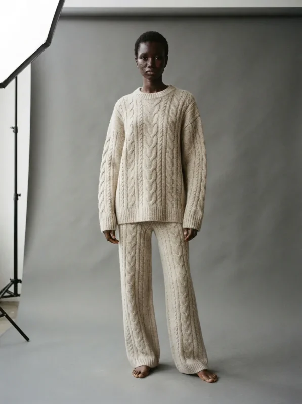 S04 hollis rowe knitwear 09
